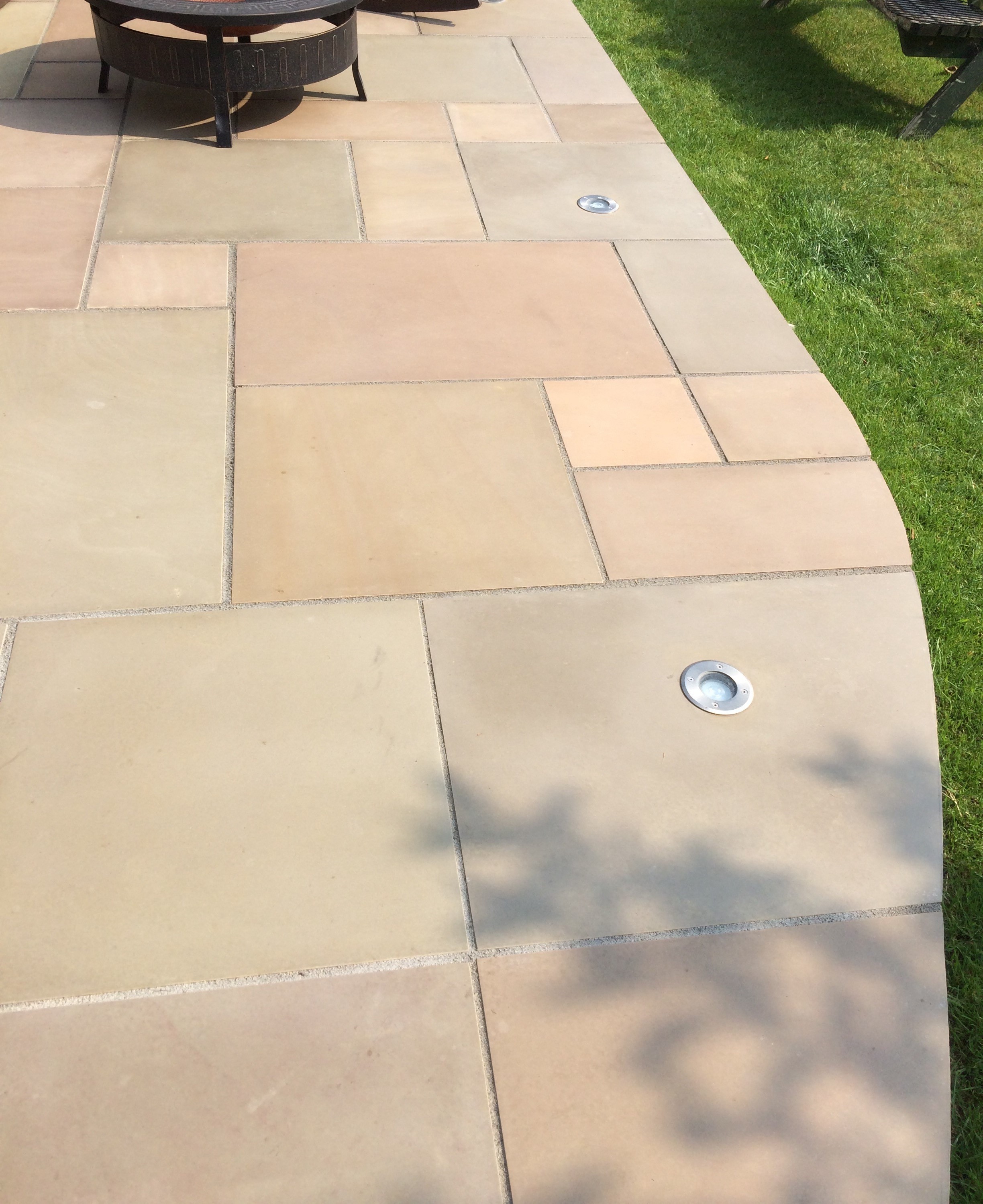 Honed Raj Green Indian Sandstone Natural 22mm Calibrated Patio Paving Slabs Pack 15.5m2 