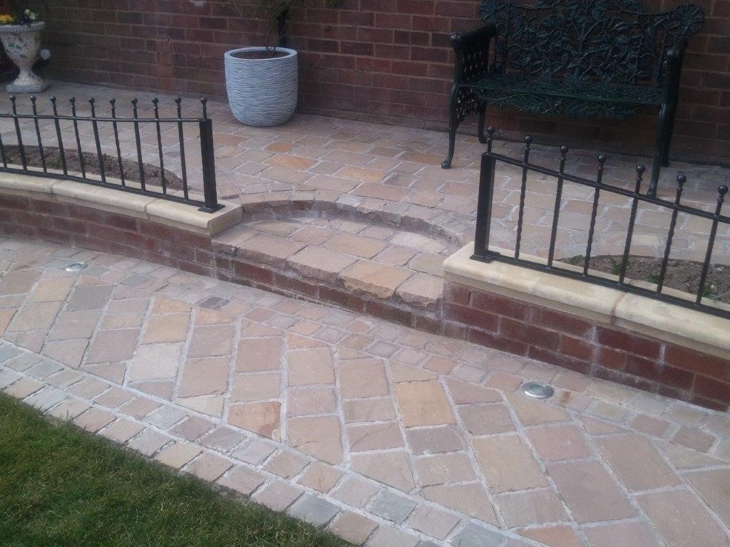 Raj Green Indian Sandstone Natural Paving Cobbles 10cm x 10cm